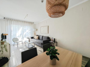 AZZ Sevilla Torre de la Plata Apartamentos
